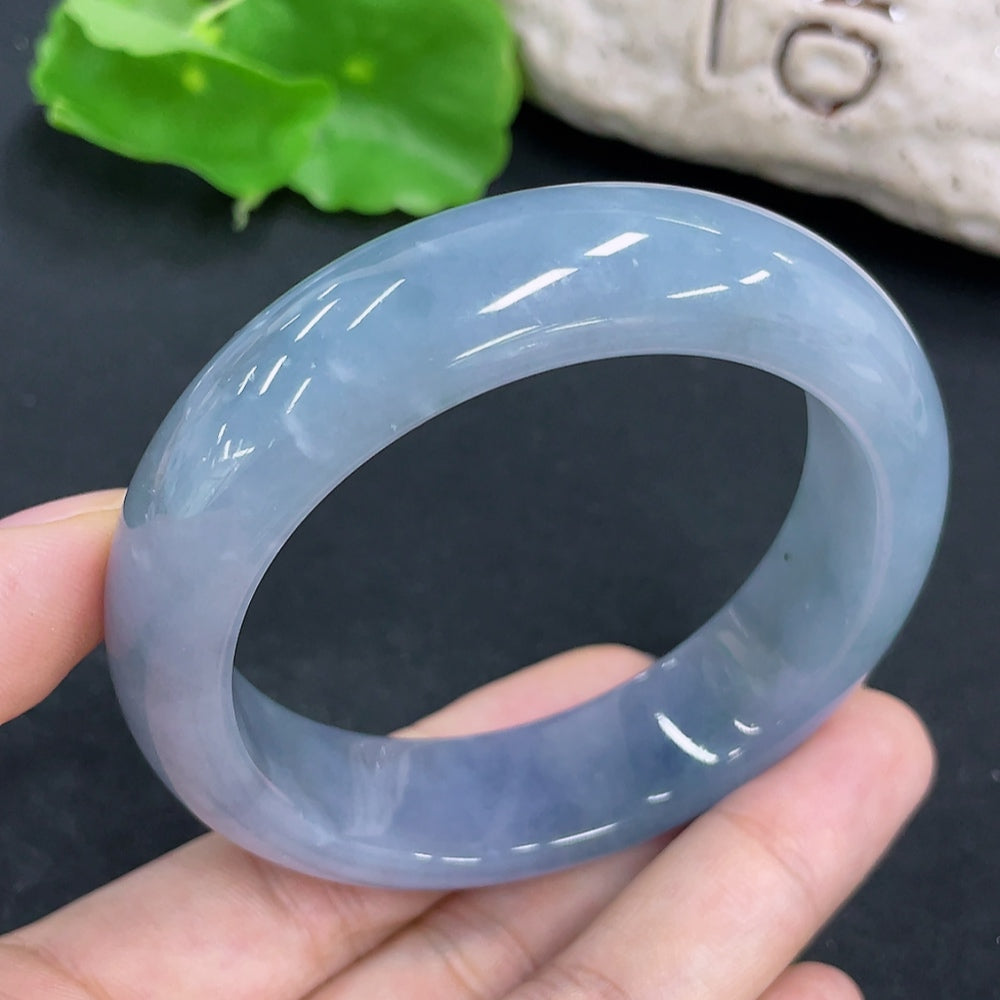 Jadeite Round Bangle