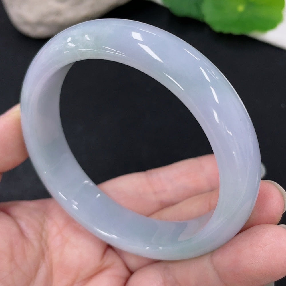 Jadeite Round Bangle Size 57.7 Total Weight Approx. 61.8g