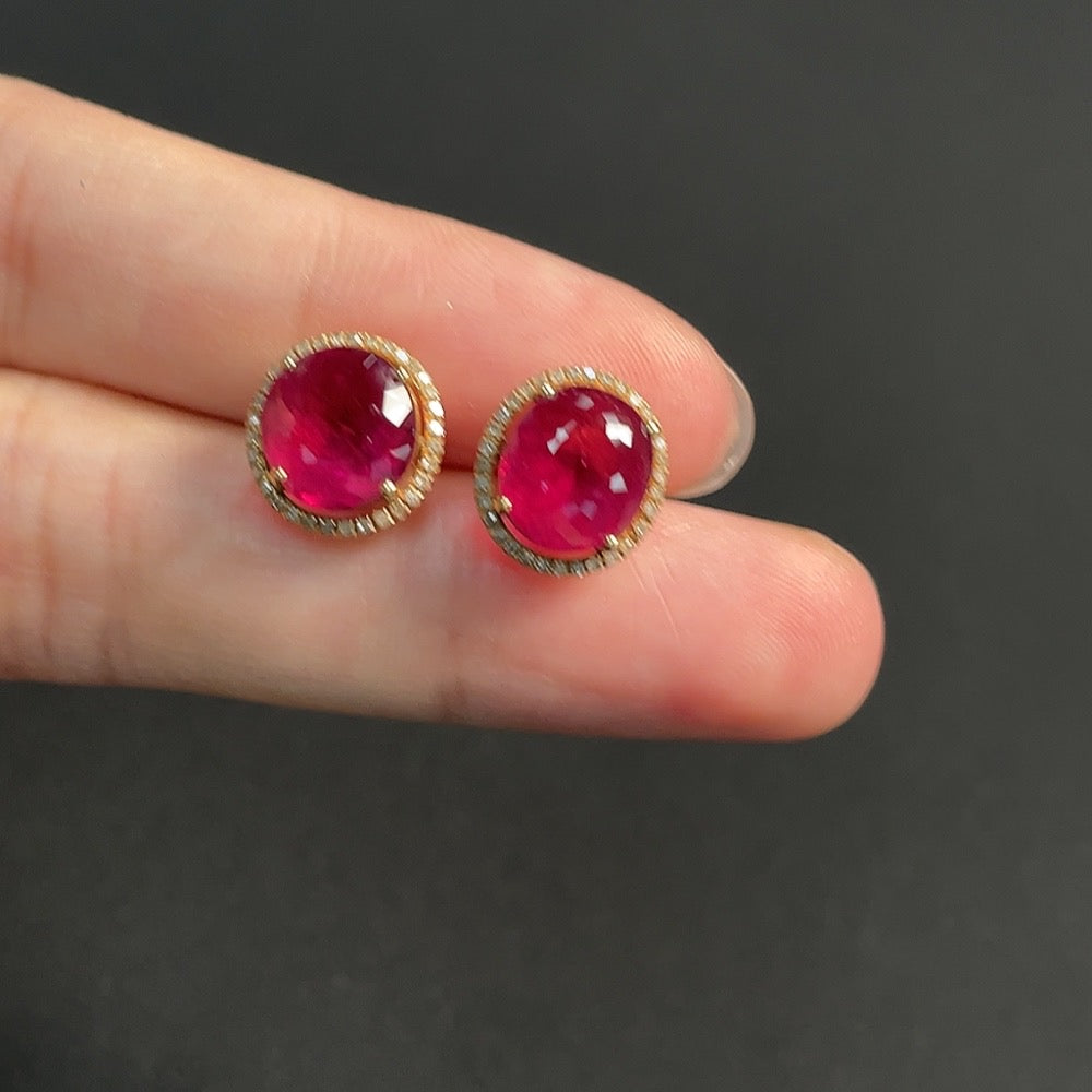 Tourmaline Inlaid Earrings, Needle Possibly Gold-Plated, 18k Gold Setting, Total Weight Approximately 3.17g, Accented with Diamonds