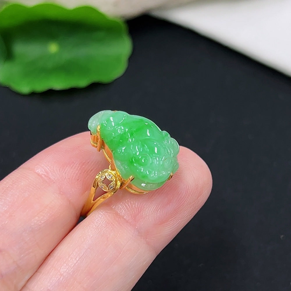Jadeite Inlaid Ring 18k with Diamond Size 14 Total Weight Approx. 4.1g