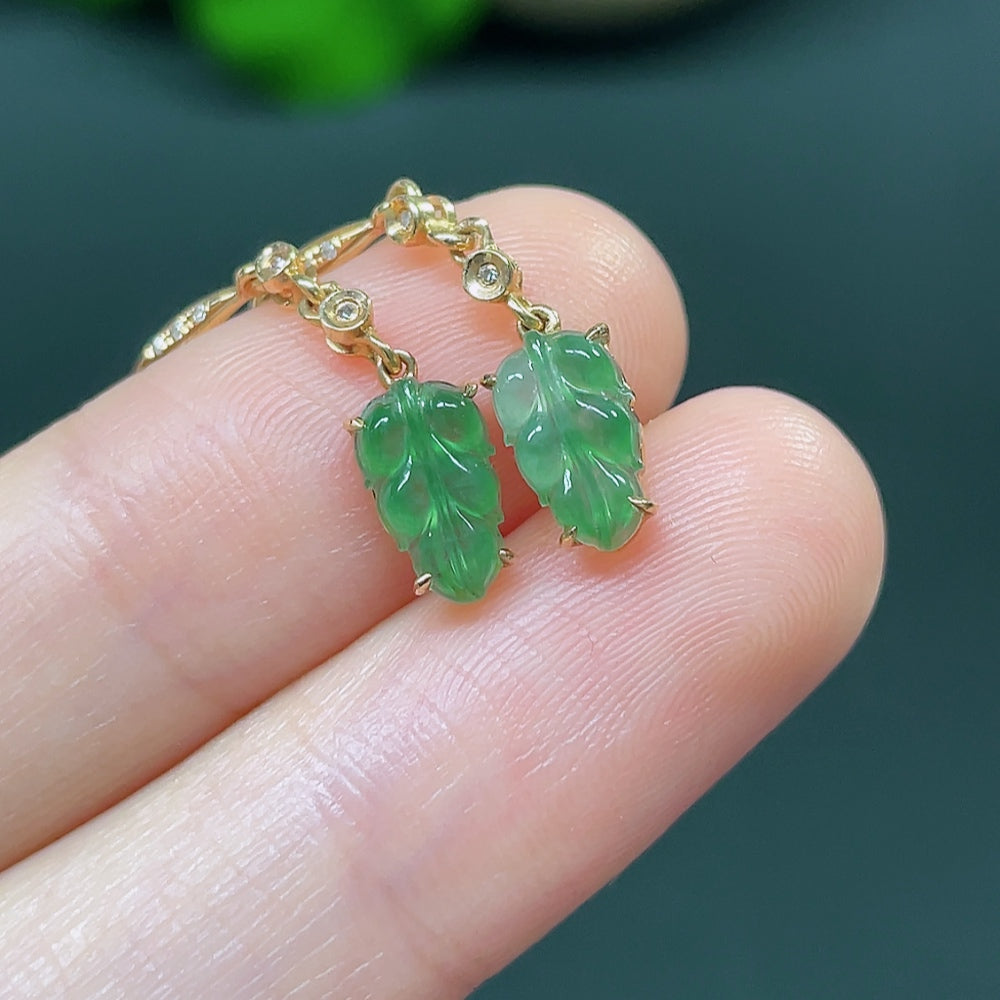 Jadeite Leaf Inlaid Earrings 18k