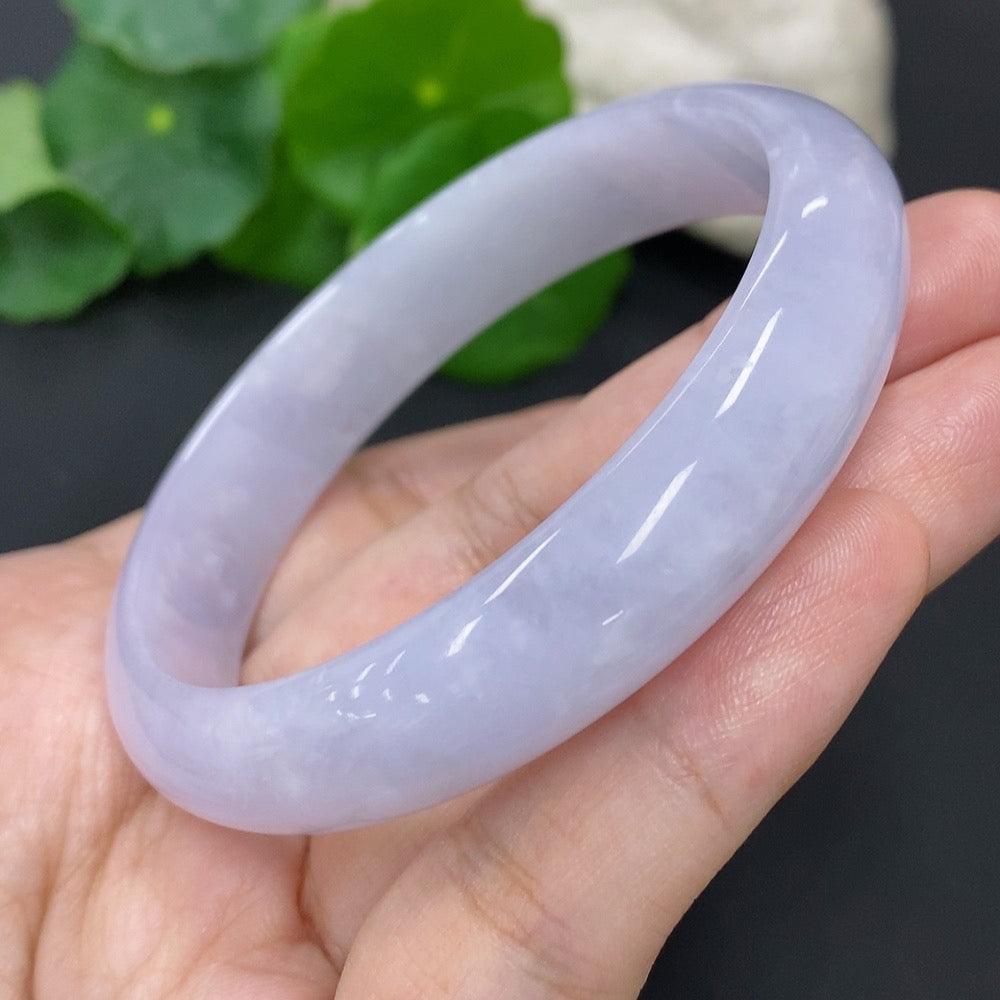 Jadeite Round Bangle