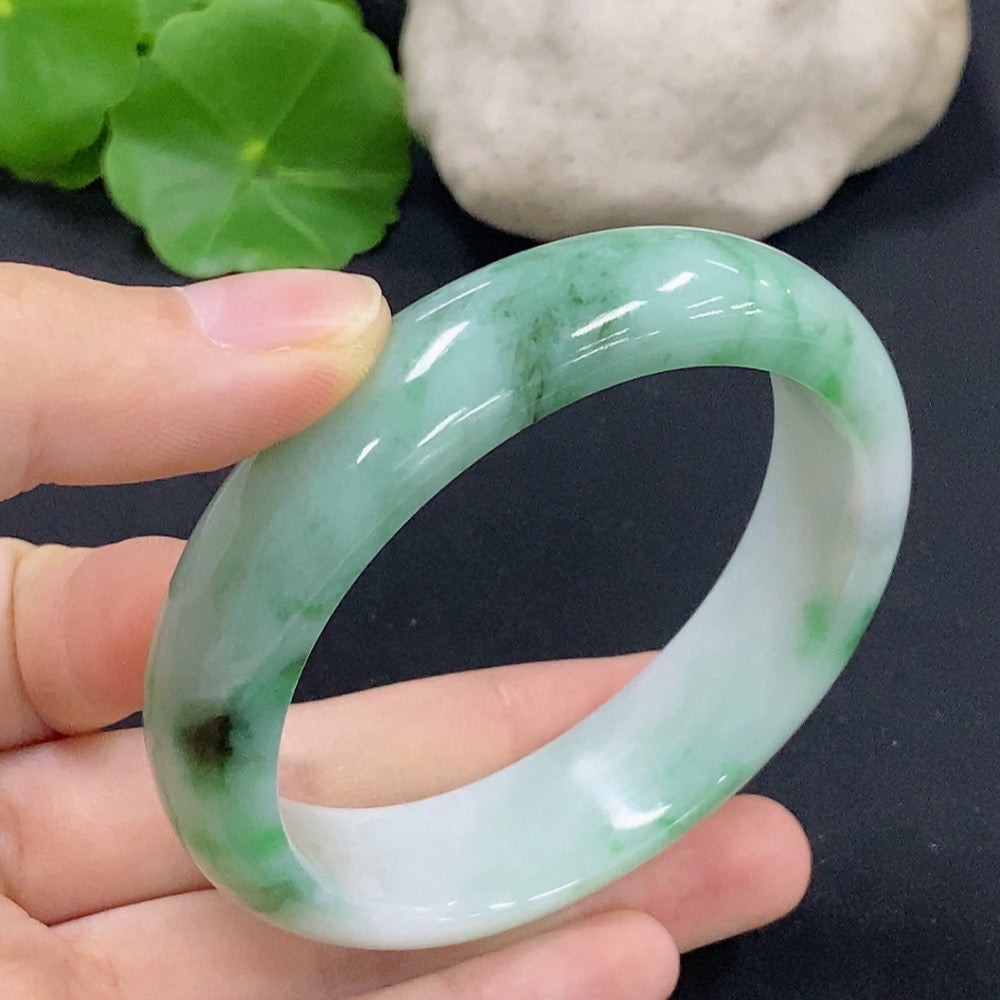 Jadeite Round Bangle