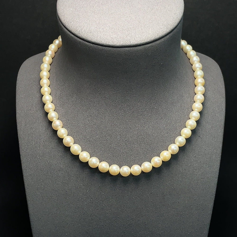 Saltwater Pearl Necklace Color Origin Undetermined Non-Gold