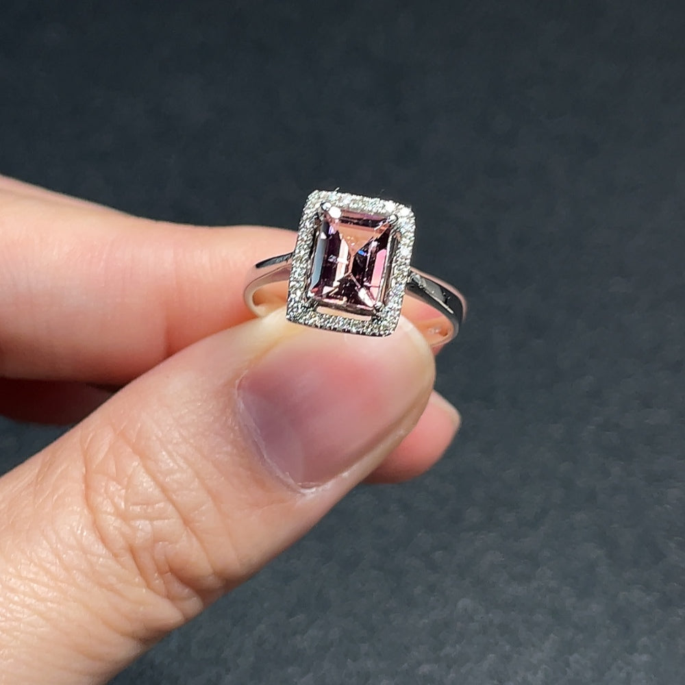 HKHQ tourmaline ring with diamond accents, 69% gold, size 12, gemstone jewelry, approximately 2.43 grams, elegant gemstone ring