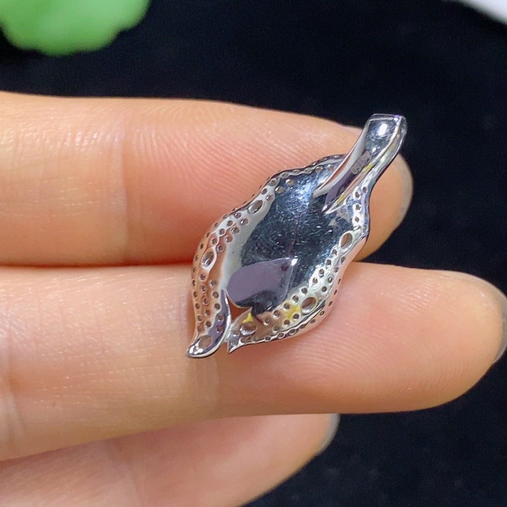 Jadeite Blessed Bean Pendant with 18K Gold and Diamond Accents, Total Weight Approximately 2.55g