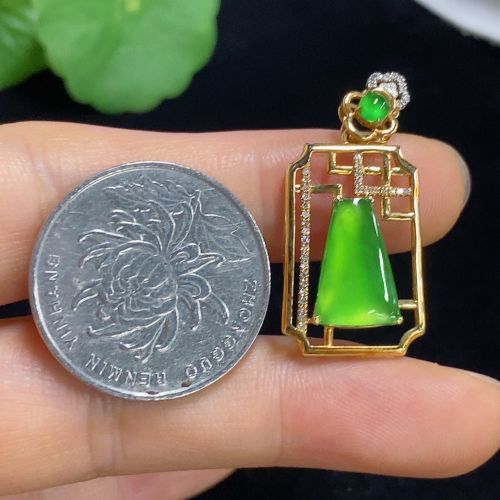 Jadeite Plain Pendant with 18k Gold and Diamond Accents, Total Weight Approx. 2.88g