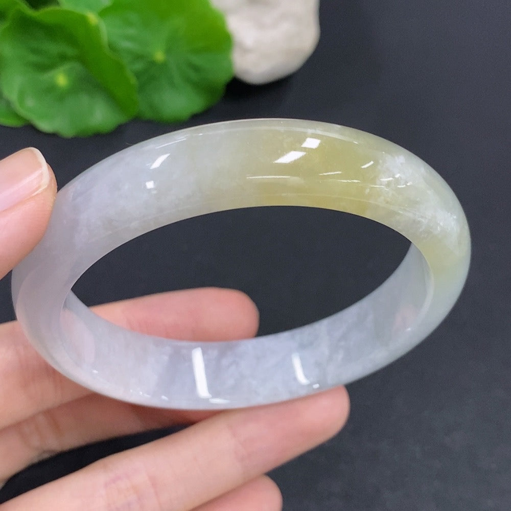 Jadeite Round Bangle