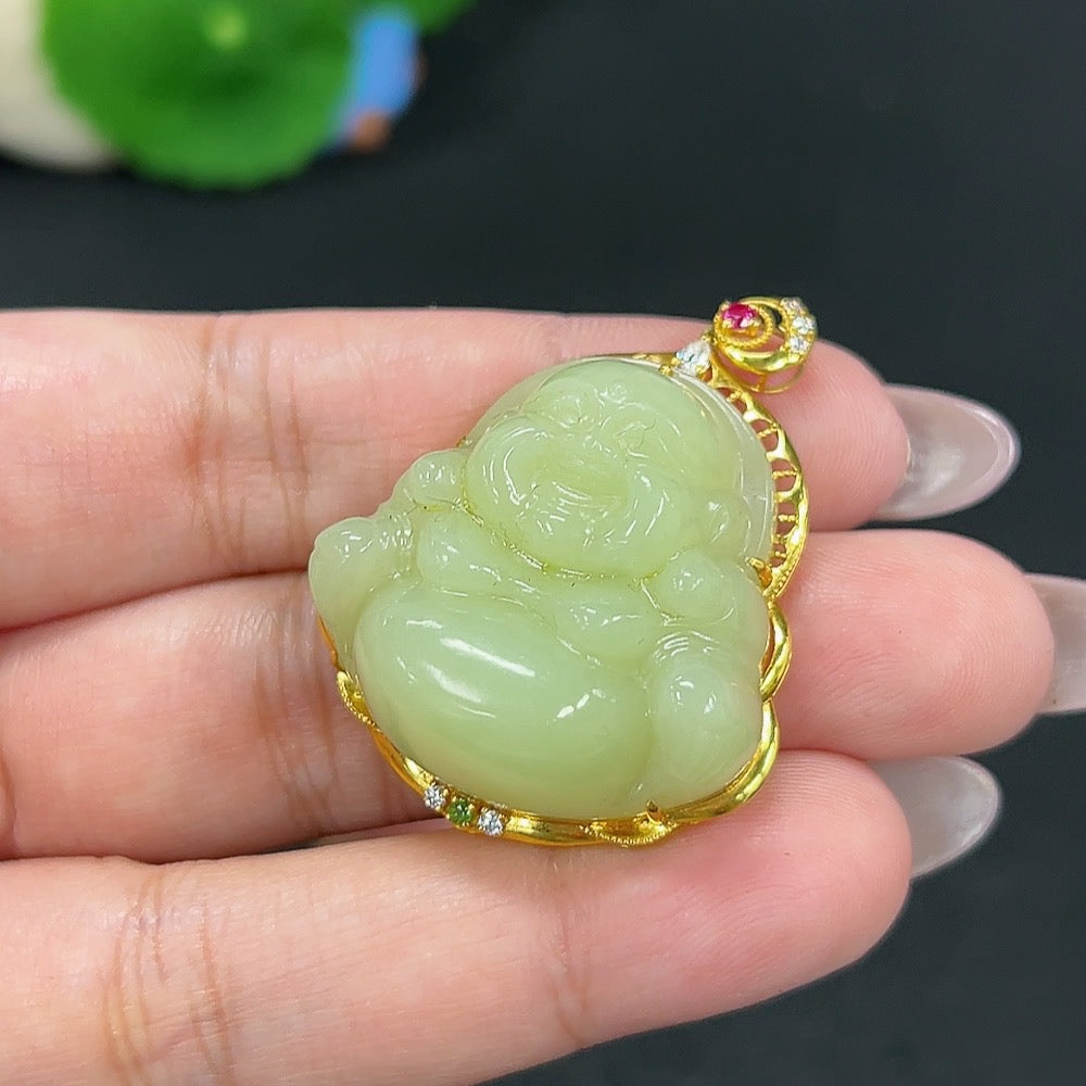 Hetian jade inlaid Buddha pendant weighing approx. 16g, crafted by HKHQ, featuring 18k non-diamond gold setting and detailed craftsmanship.