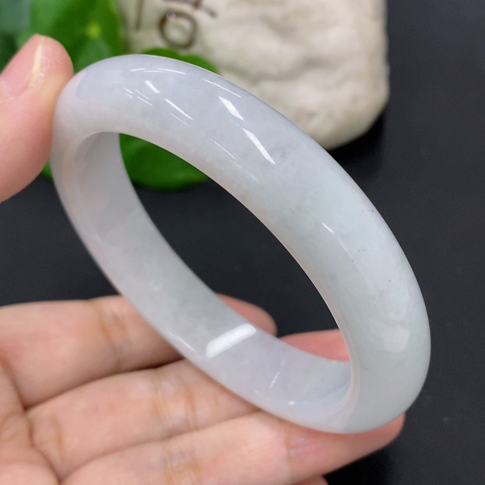 Jadeite round bracelet