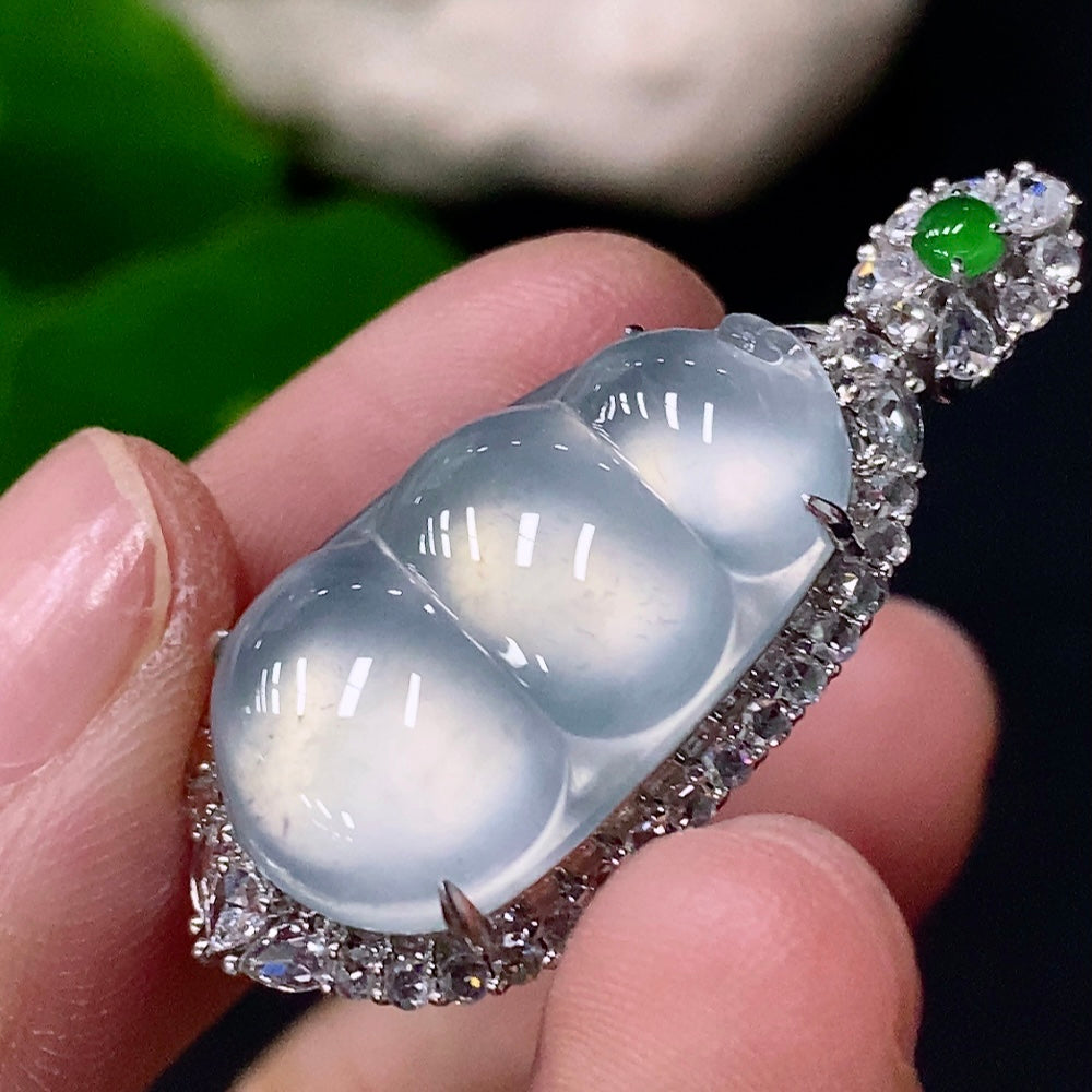 Jadeite Mosaic Lucky Bean Pendant 18k with Diamond Accent, Total Weight Approximately 7.13g