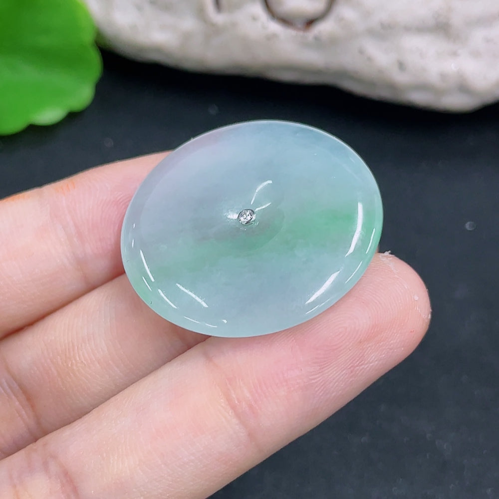 Jadeite Peace Knot Inlaid Pendant No Stamp 18k Gold Content Tested Non-Diamond