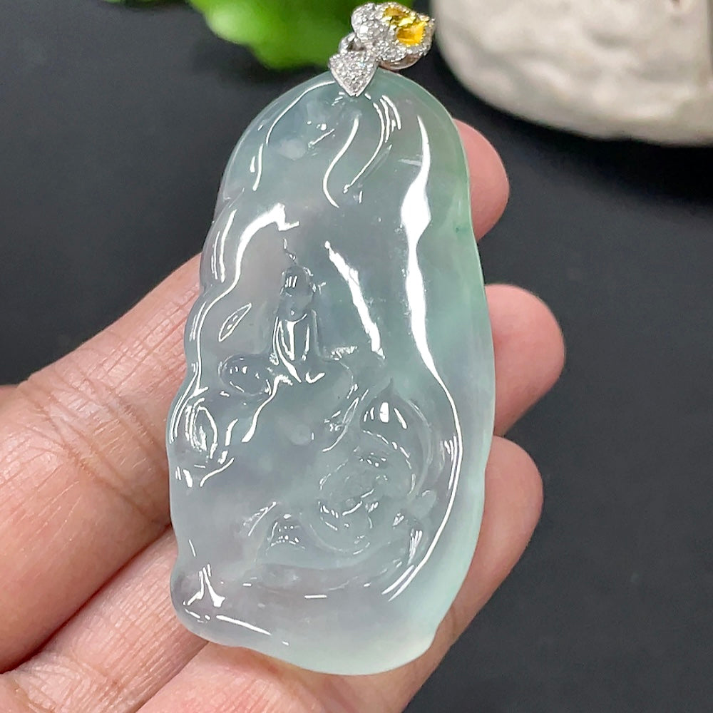 Jadeite Formless Guanyin Pendant with 18K Gold Clasp, Total Weight Approx. 21.66g