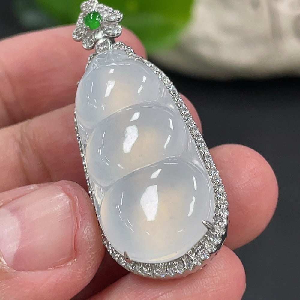 Jadeite Blessing Bean Pendant in 18K Gold, Total Weight Approx. 7.4g (With Diamond Accents)