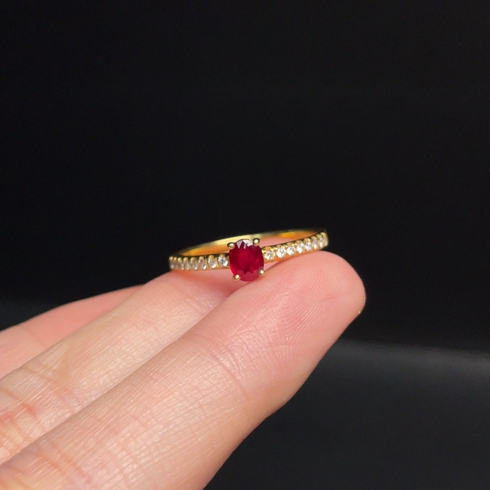18K Ruby Ring with Diamond Accent, Total Weight Approx. 2.32g, Size 18