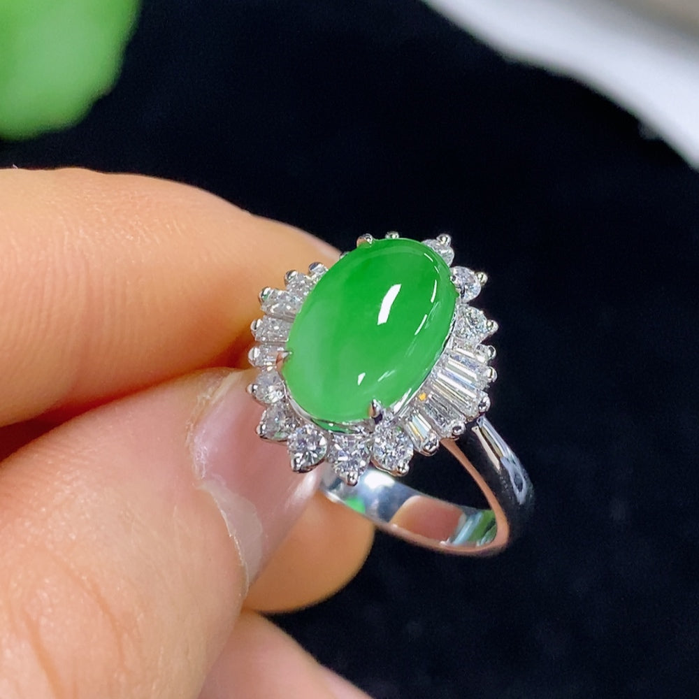 Jadeite ring set in 18k gold with diamond accents, total weight approximately 5.94g, size 15