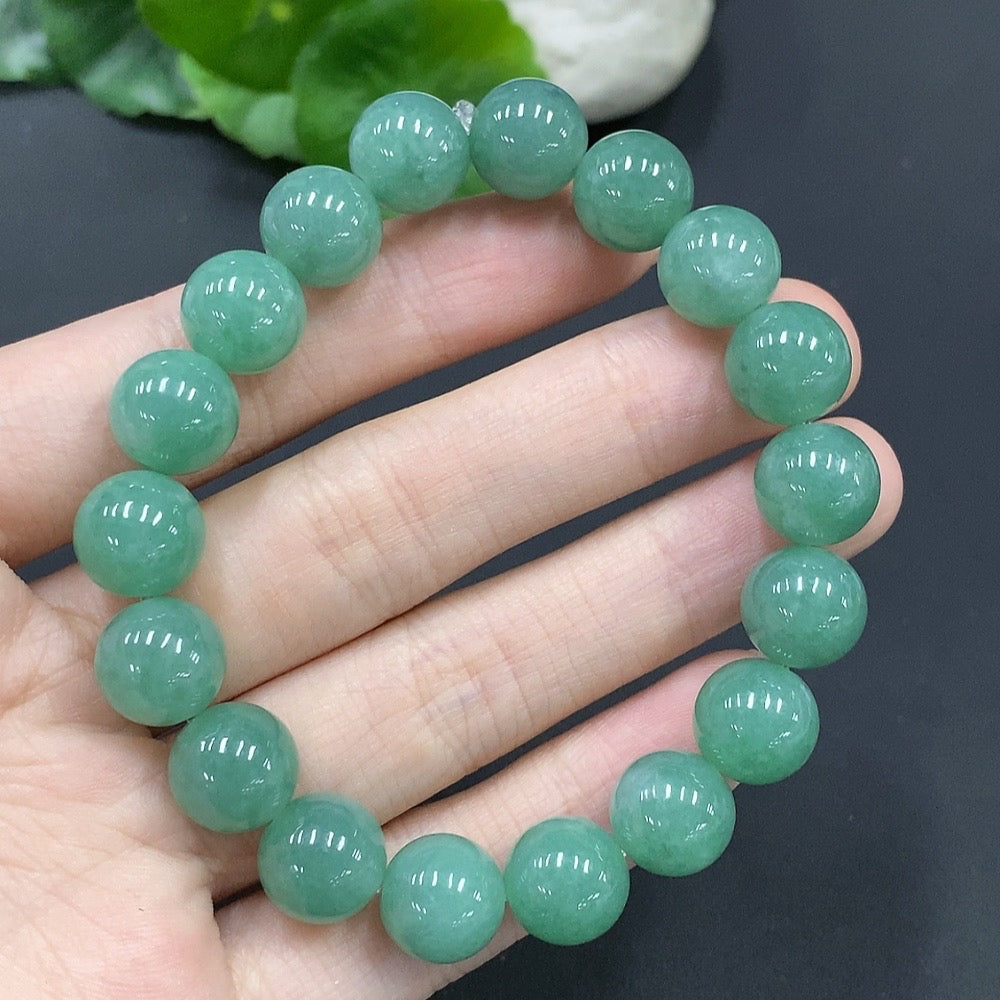 Jadeite Bead Necklace Approx. 10.8mm
