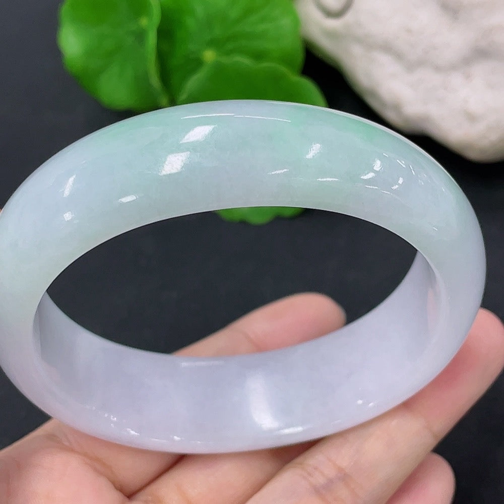 Jadeite Concubine Bracelet