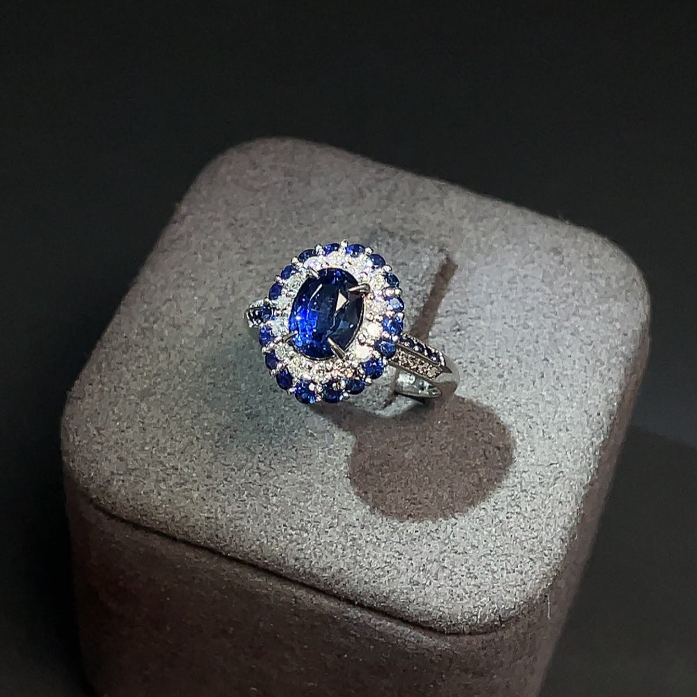 Sapphire Inlaid Ring 18k Gold Size 13 Total Weight Approx. 3.89g
