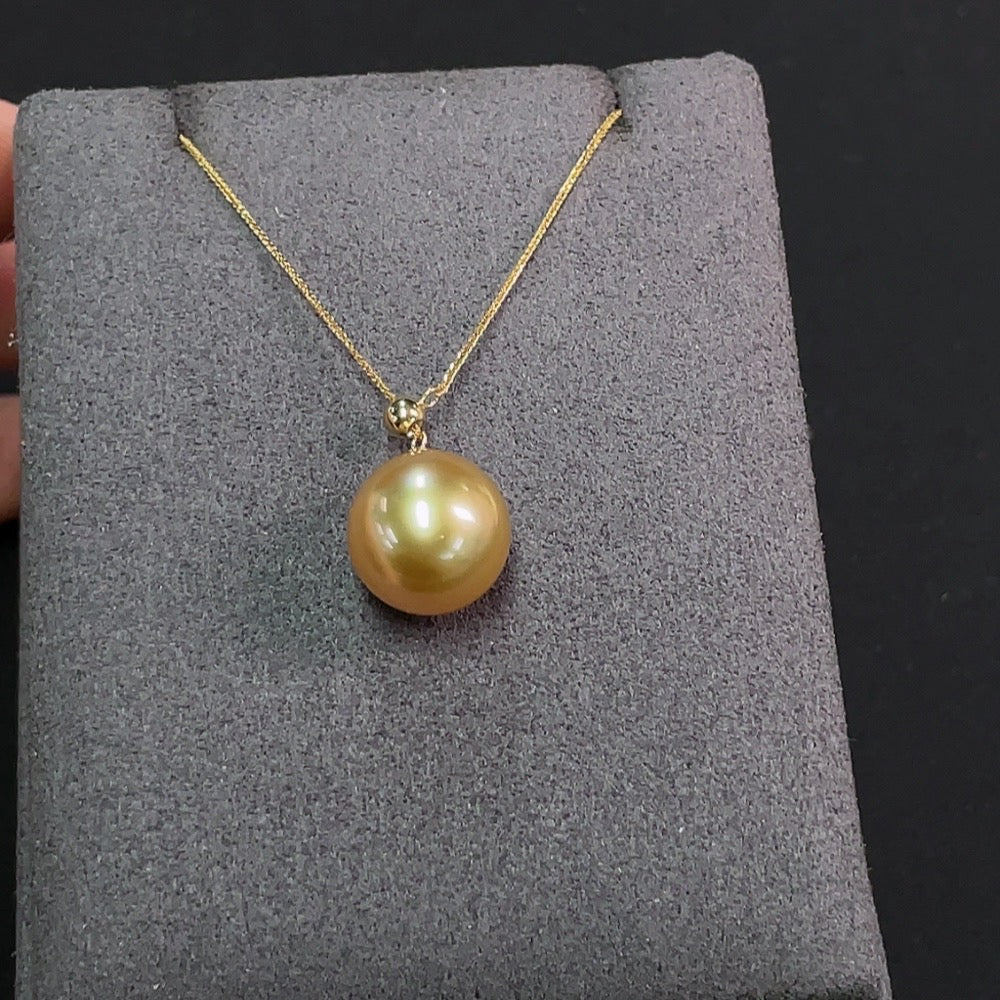 Saltwater Pearl Inlaid Necklace 18K Gold Color Origin Undetermined