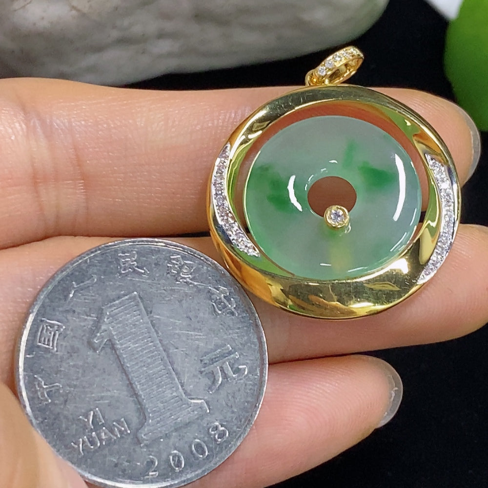 Jadeite Pendant 18k with Diamond Accents