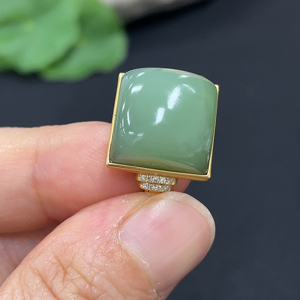 Hetian Jade Jasper Inlaid Ring, 18k Gold, Size 12, Total Weight Approx. 6.2g, Diamond Accents