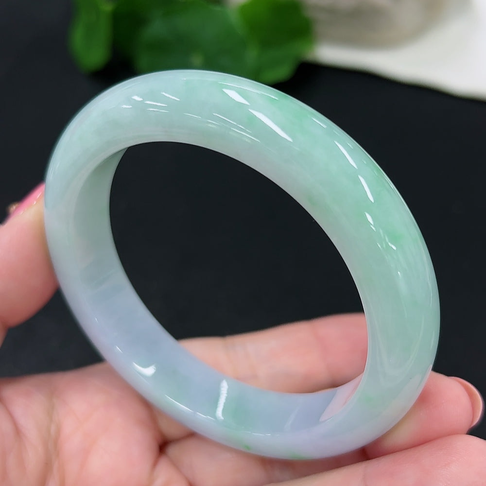 Jadeite Round Bangle