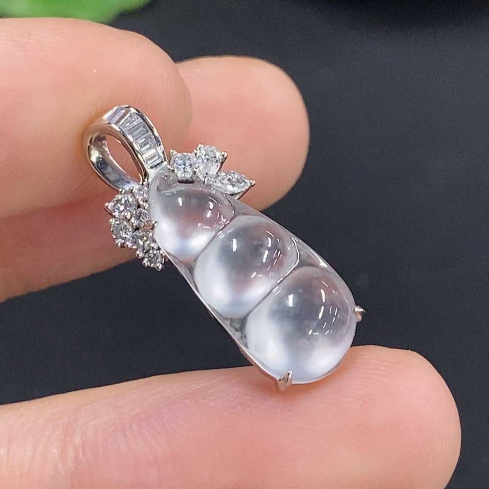 Jadeite Lucky Bean Pendant with 18K Gold Setting, Non-Diamond