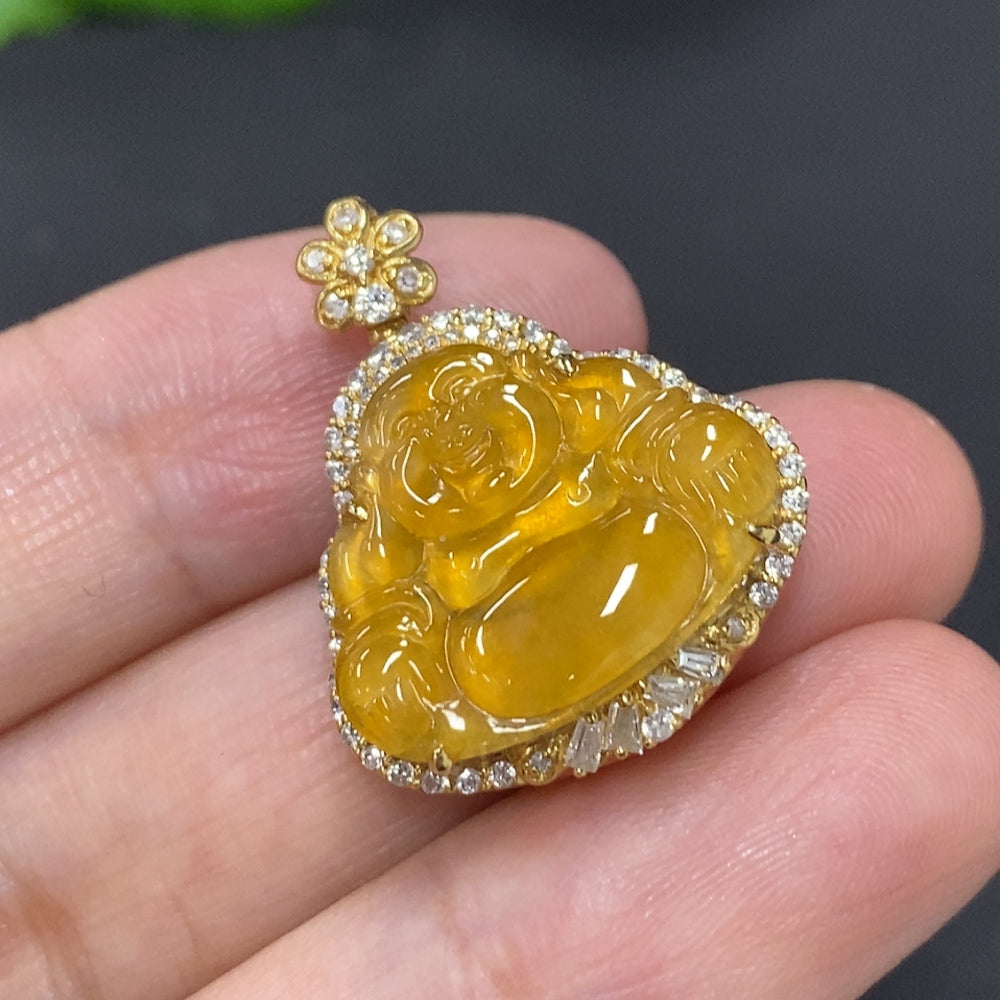 Jadeite Buddha inlay pendant 18K gold (with diamond inlays) (Color origin undetermined) (Base precious metal affects product color)