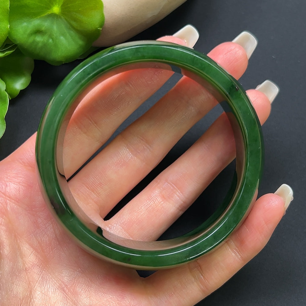Hetian Jade Round Bangle