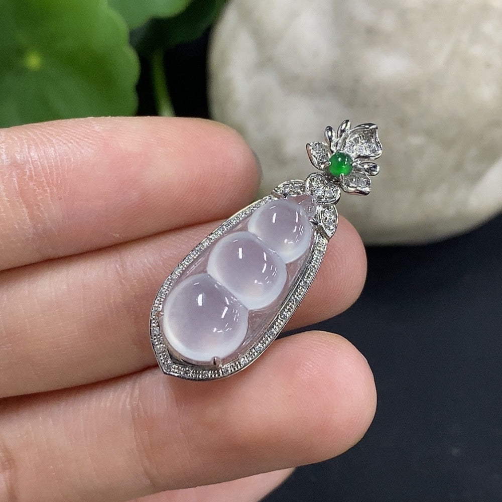 Jadeite Auspicious Bean Pendant Set in 18K Gold with Diamond Accents, Total Weight Approx. 2.88g