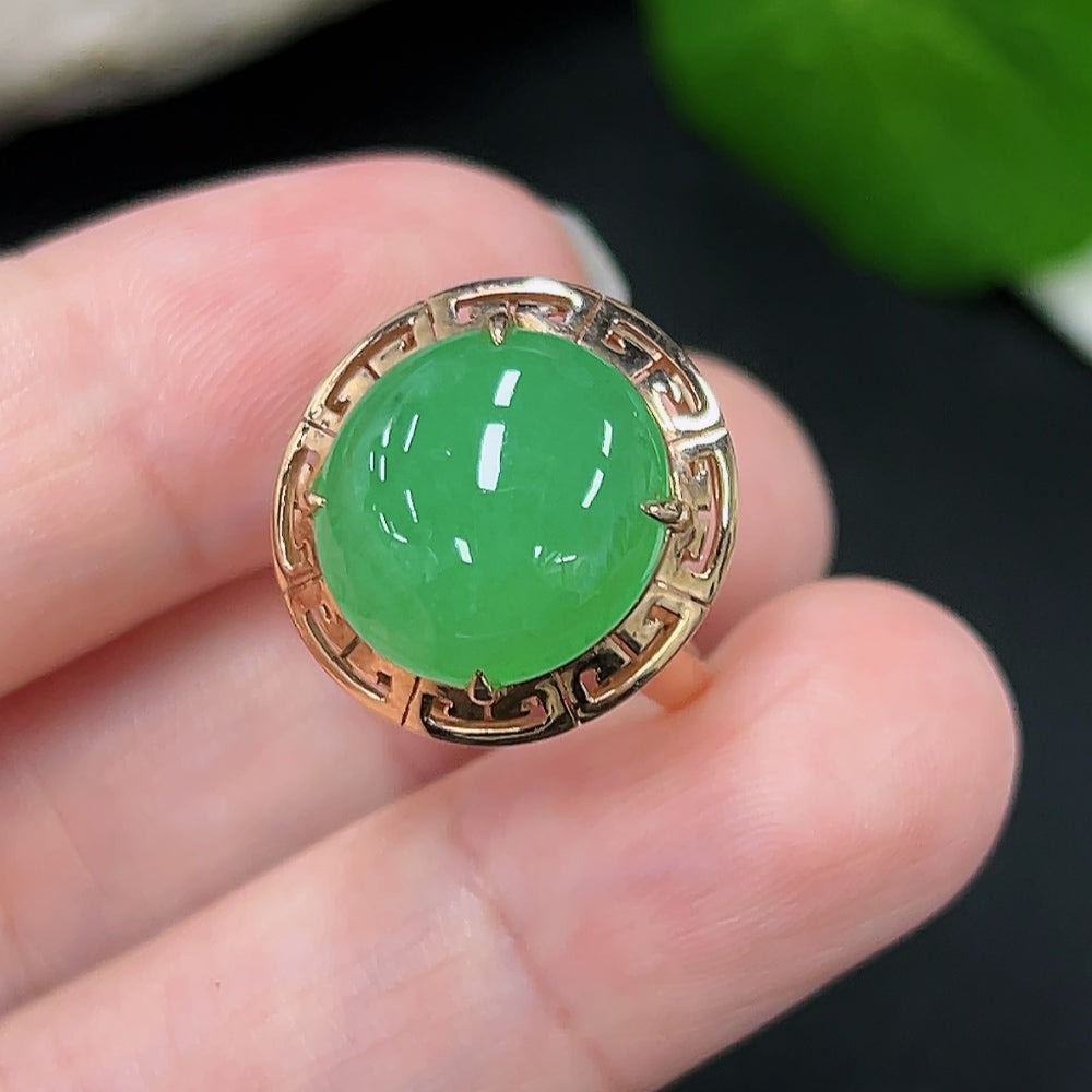 Jadeite Inlaid Ring Size 12 18K Gold Total Weight Approx. 4.7g
