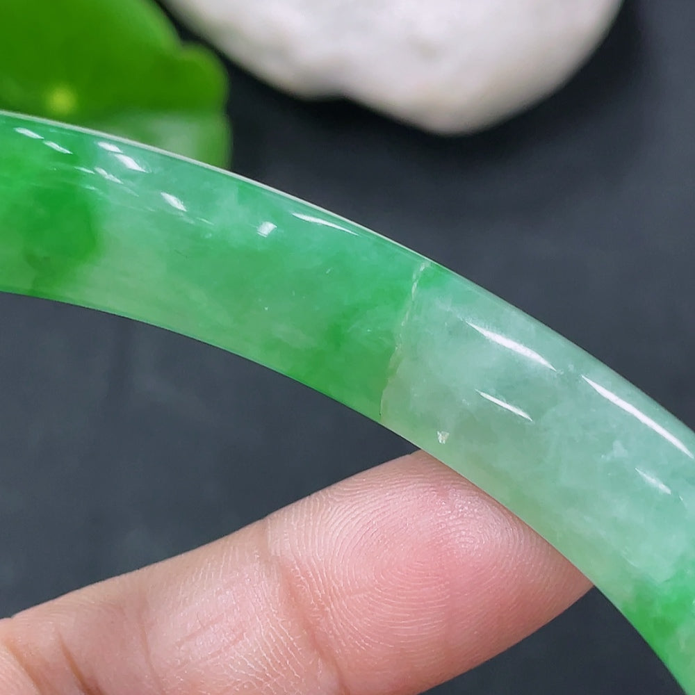 Jadeite Round Bangle Contains Other Mineral Components Repaired