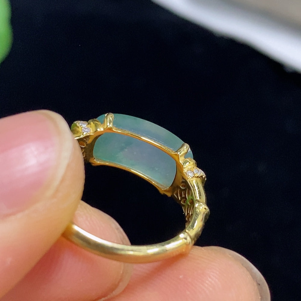 Jadeite Ring 18k Gold Set with Diamonds Total Weight Approx. 3.4g Size 14