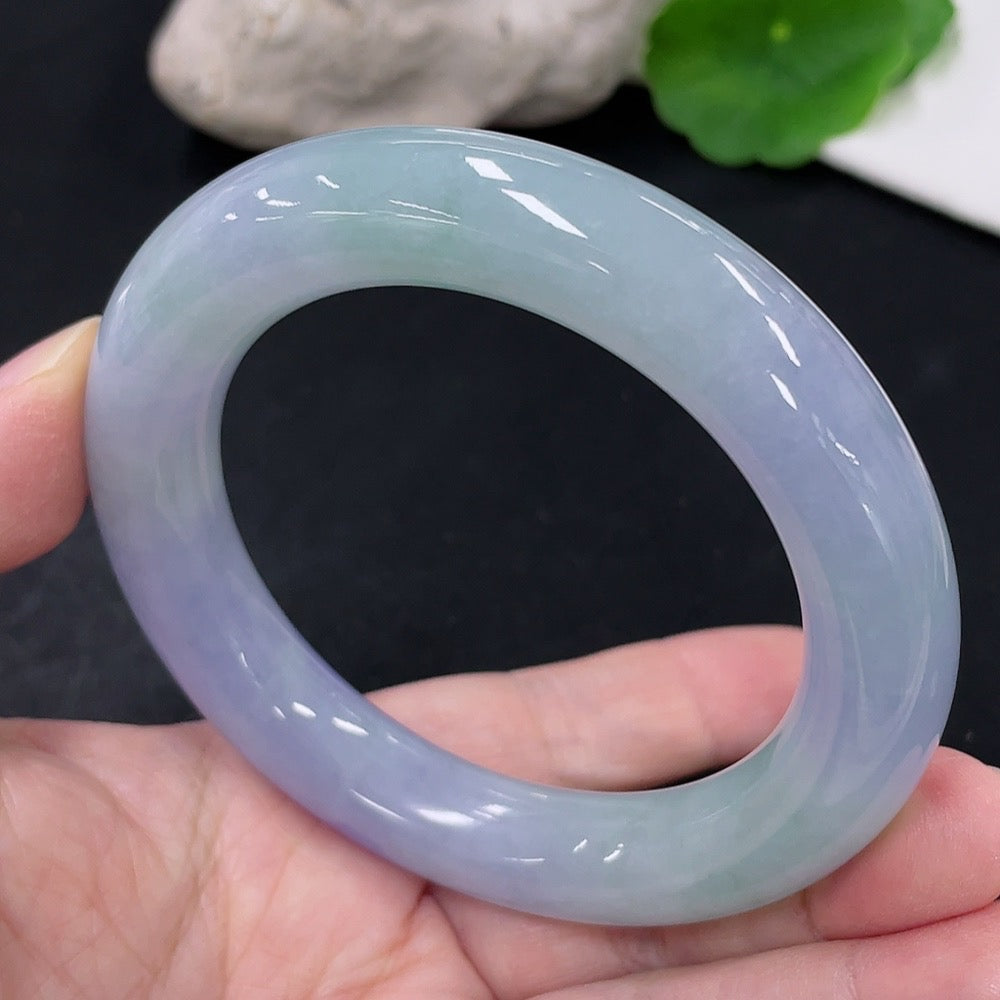 Jadeite Round Bangle Size 57.7 Total Weight Approx. 87.1g