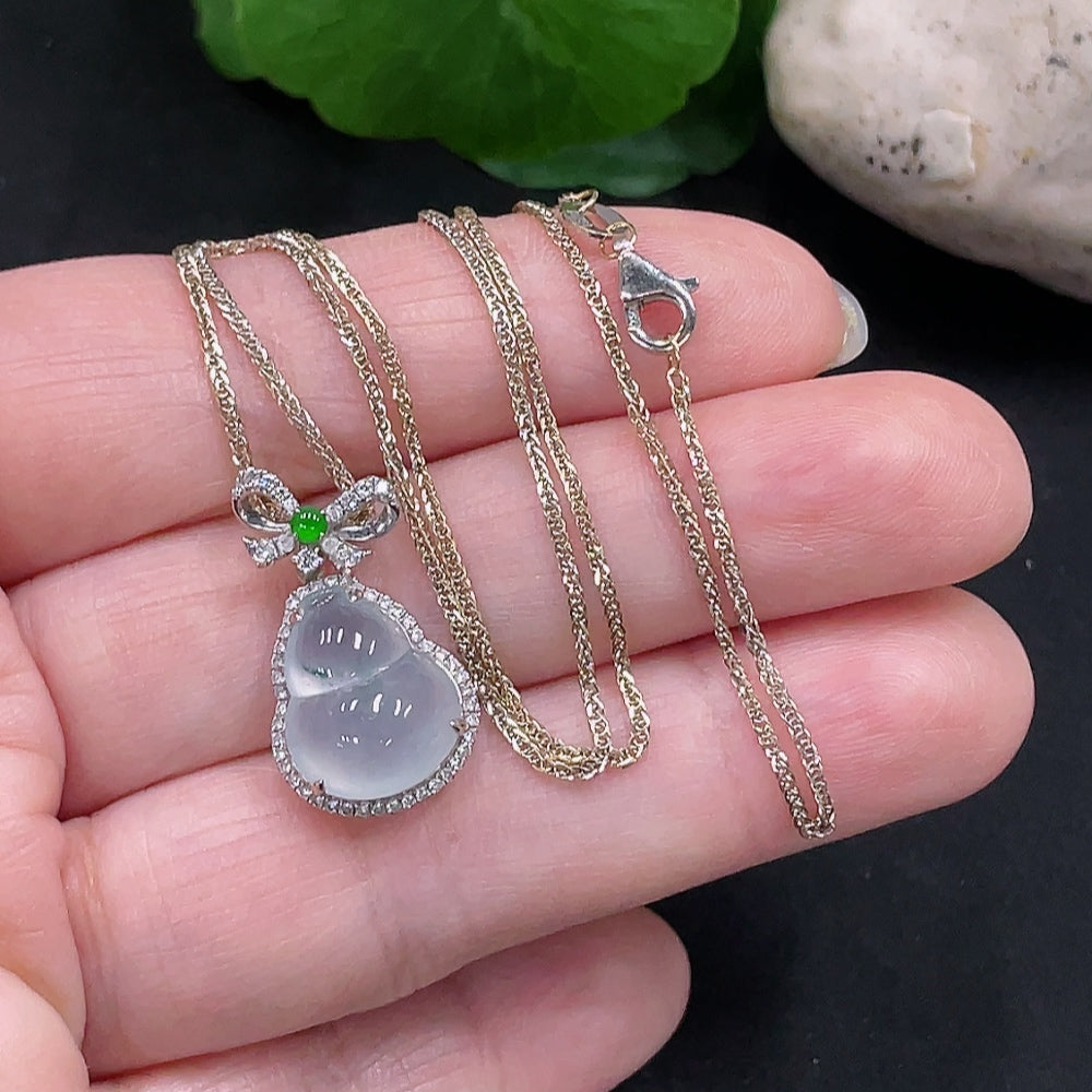 Jadeite Gourd Pendant with 18K Gold and Diamond Accents, Total Weight Approximately 4.7g (Including Chain)
