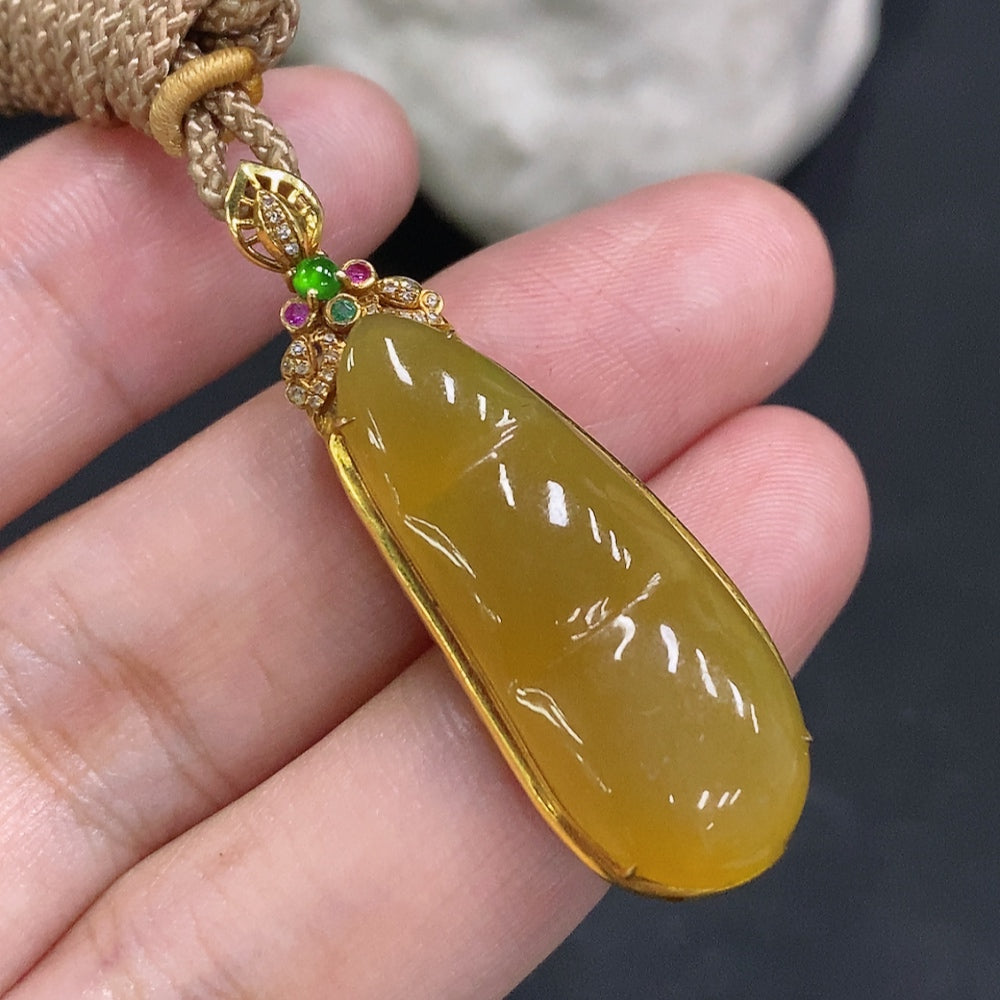 Jadeite Fudu Bead Inlaid Pendant 18K Gold Total Weight Including Rope Approx. 6.1g (Yellow Color Origin Undetermined) (Non-Diamond) (Rope Accessory Non-Gold)