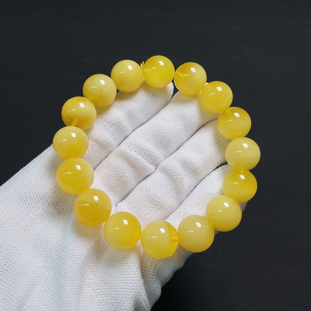 Amber Beeswax Bracelet, Total Weight Approx. 20.9g, Size About 13.2mm