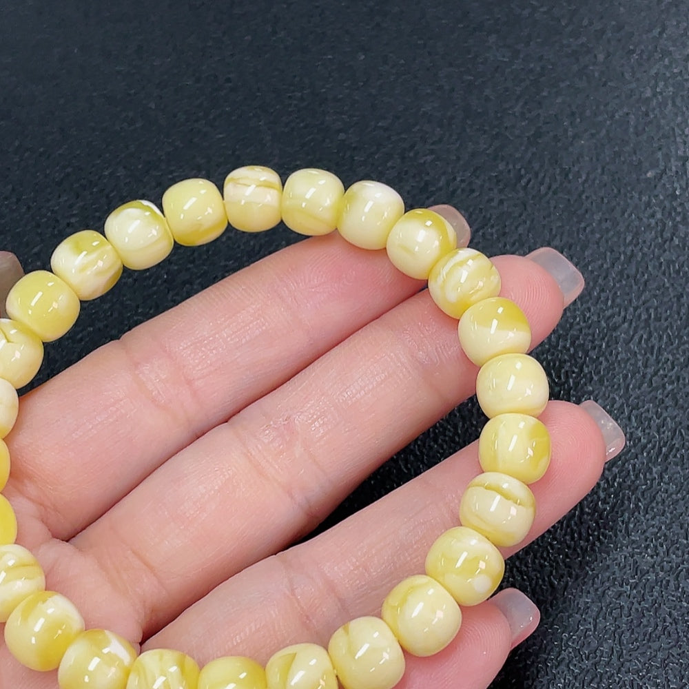 Amber Beeswax Bracelet, Total Weight Approx. 9.24g, Size About 8.4mm