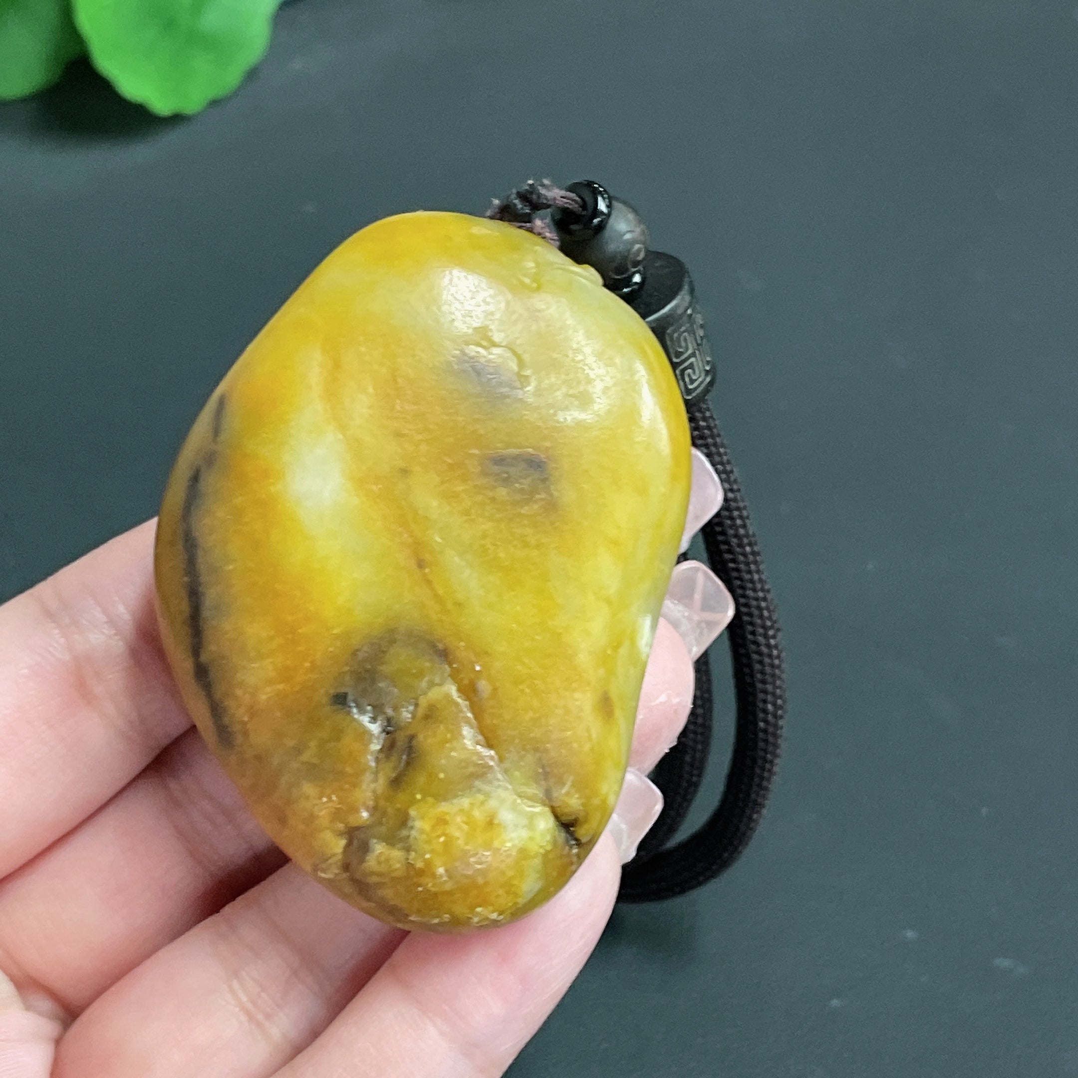 Hetian Jade Handheld Ornament Swan Total Weight (with rope) Approx. 99.3g Undetermined Skin Color Origin