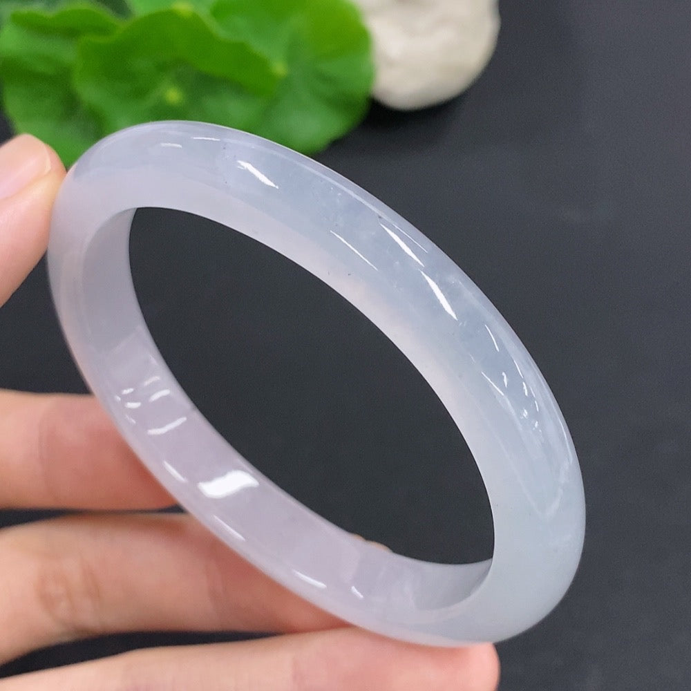 Jadeite Concubine Bracelet