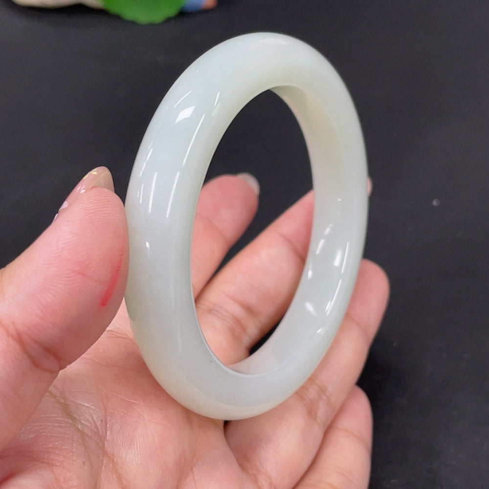 Hetian Jade Round Bracelet Size 56.4 Total Weight Approx. 62.3g