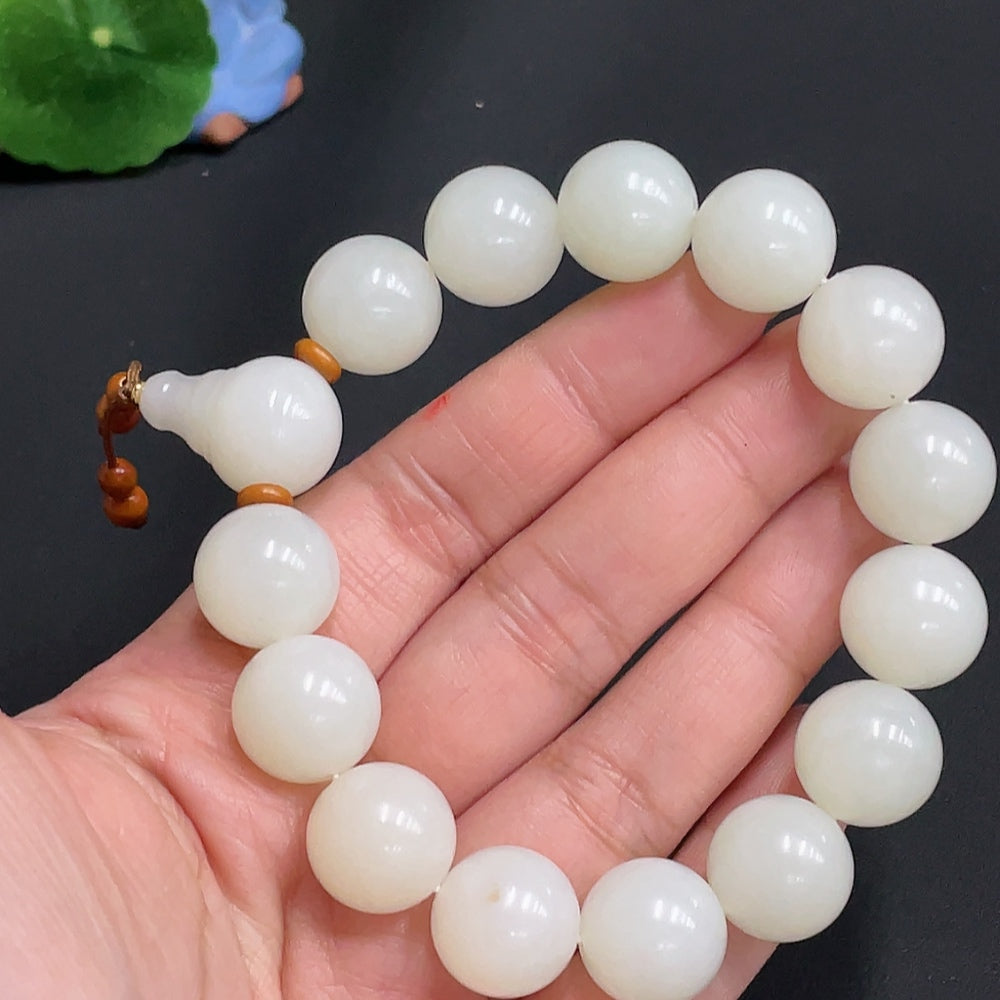 Hetian Jade Bracelet, Approx. 14.4 mm Beads, Total Weight Approx. 73.4g, Undetermined Skin Color Origin, Non-Hetian Jade Beads Included