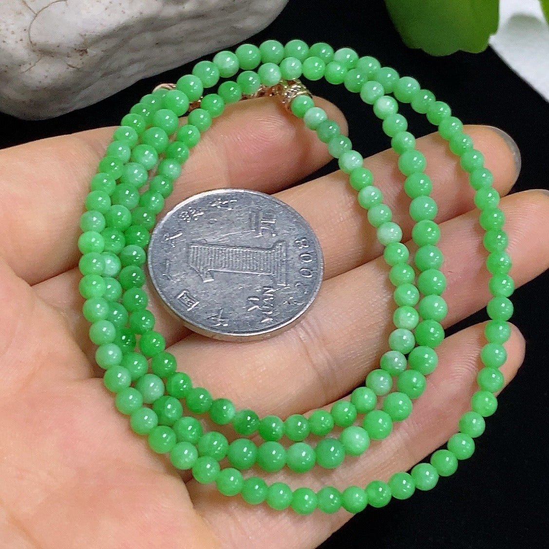 Jadeite Bead Necklace Non-Gold