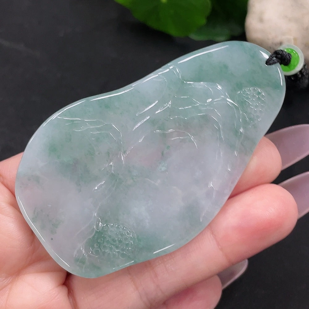 Jadeite Guanyin Pendant Total Weight Approx. 37.1g (Including Rope Weight)