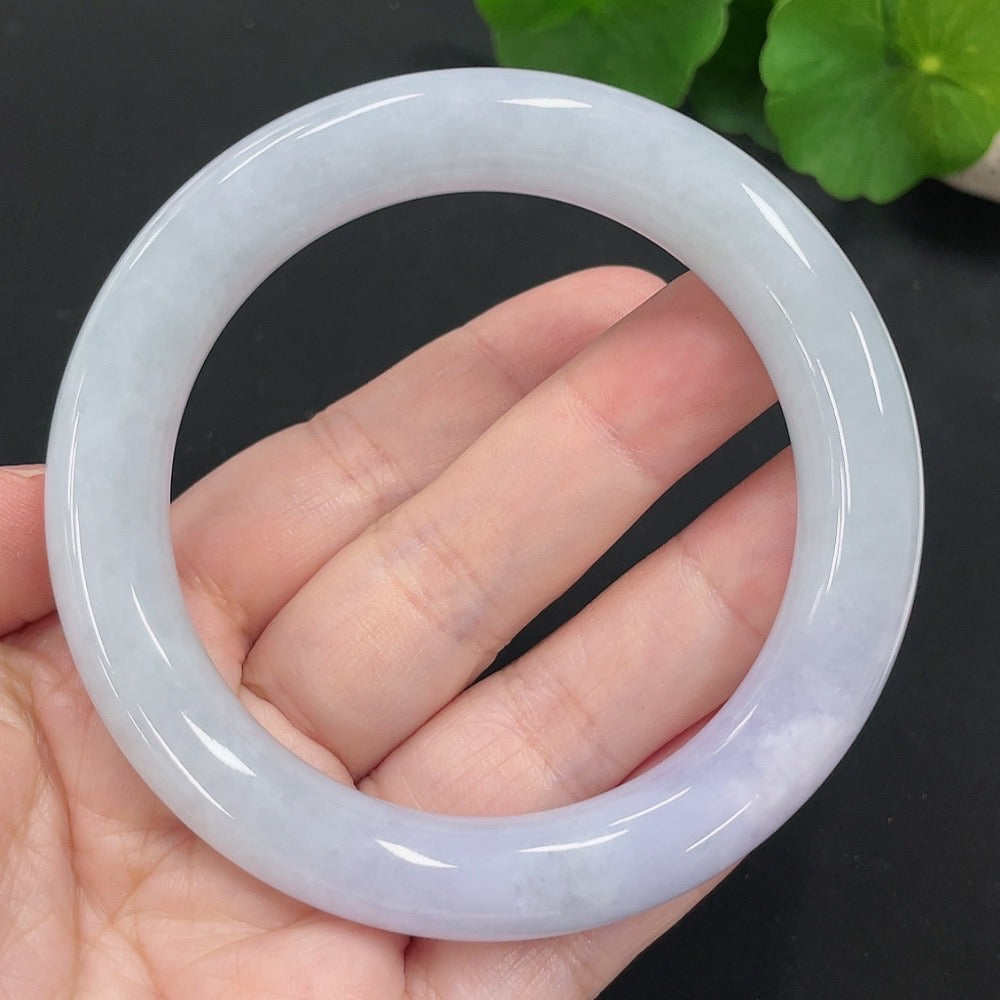 Jadeite Round Bangle Size 55.7 Total Weight Approx. 62.8g