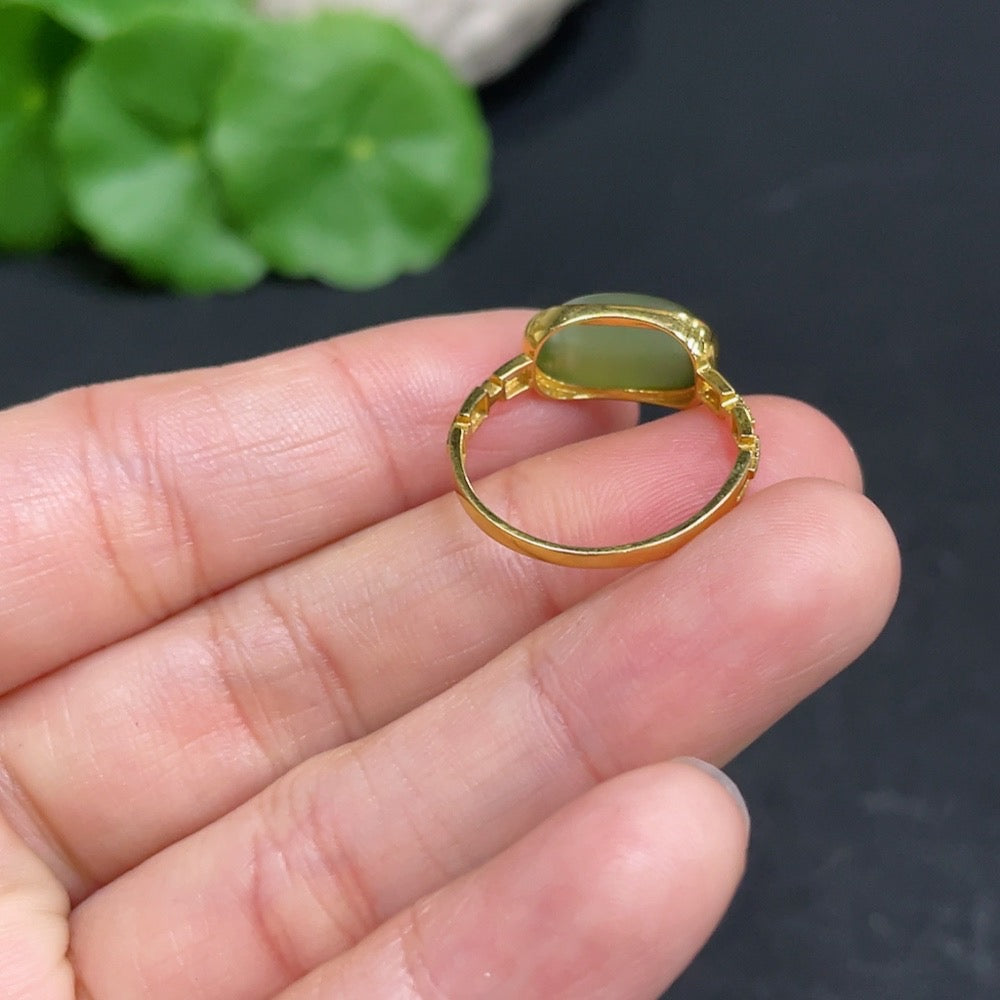 Hetian Jade Inlaid Ring with Diamond Accents, Size 14, 71% Gold Content, Total Weight Approx. 1.8g