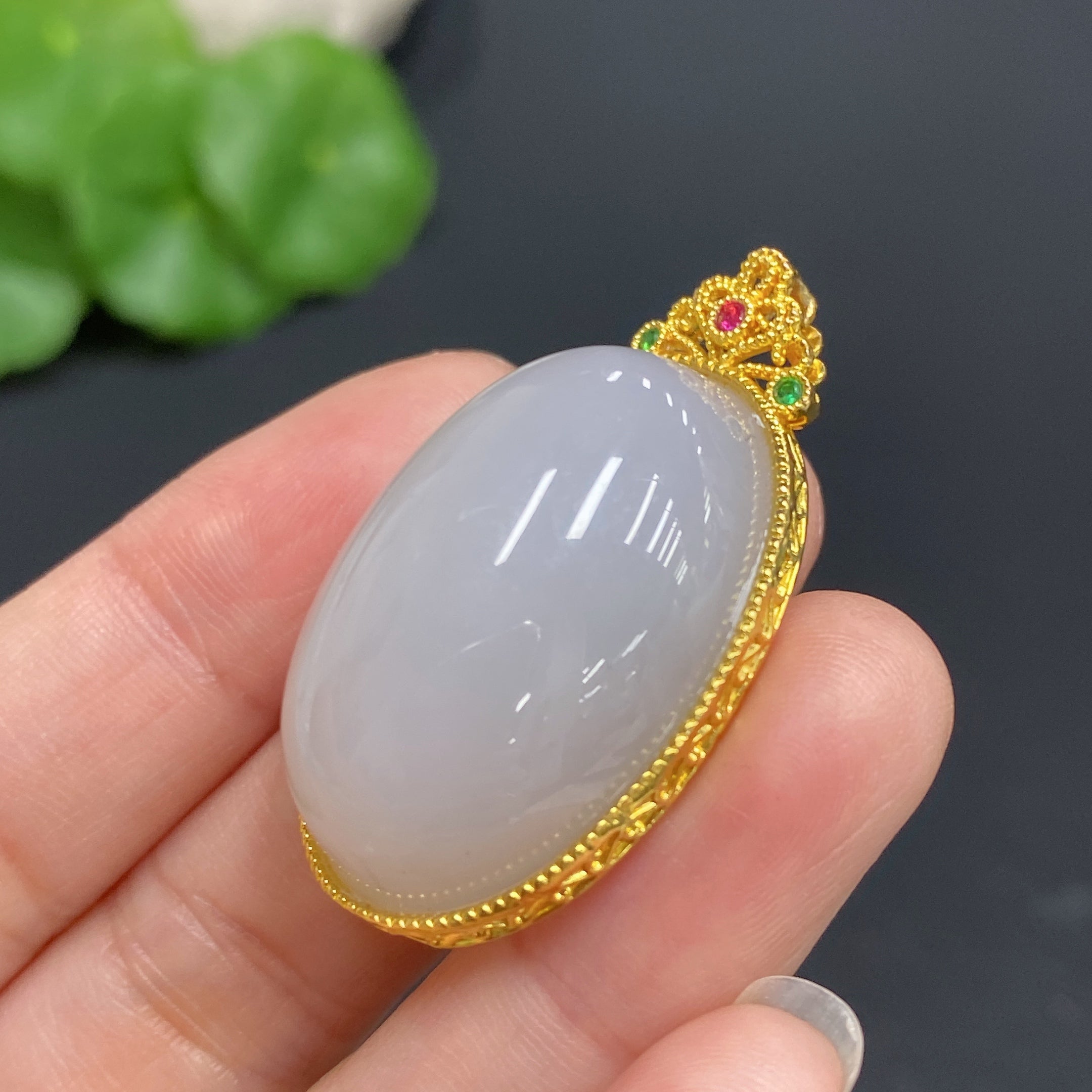 Hetian Jade Inlaid Pendant Suspected Gold-Plated Total Weight Approx. 11.2g