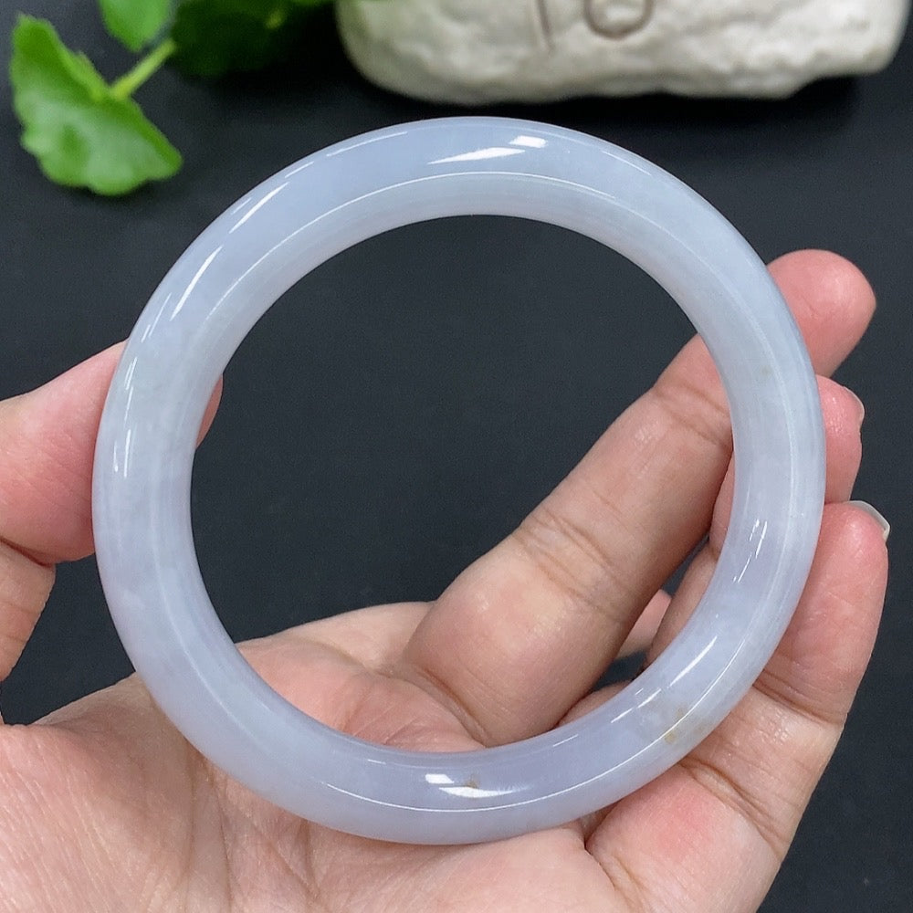 Jadeite Round Bangle, Total Weight Approx. 42.5g, Size 54.9