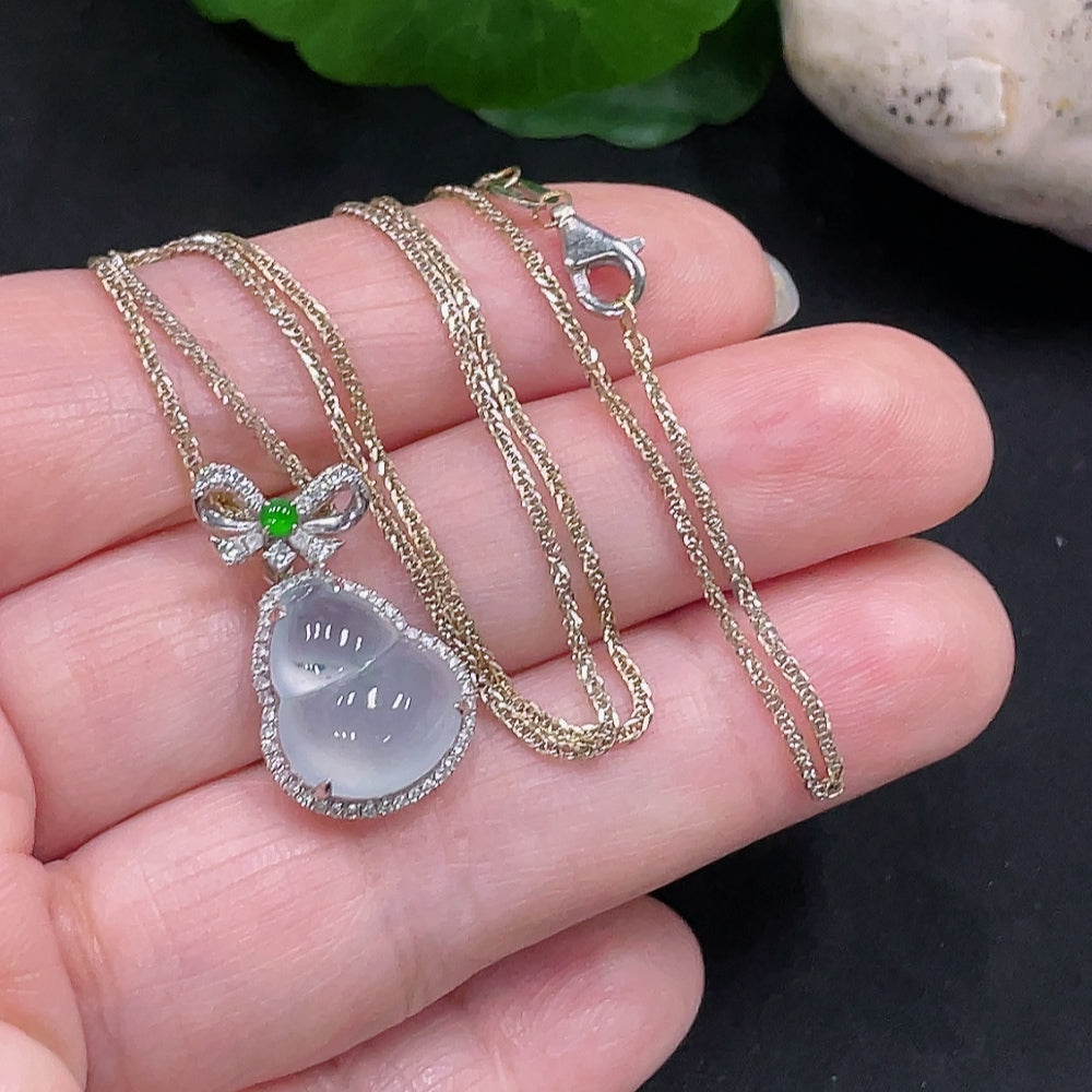 Jadeite Gourd Pendant with 18K Gold and Diamond Accents, Total Weight Approximately 4.7g (Including Chain)